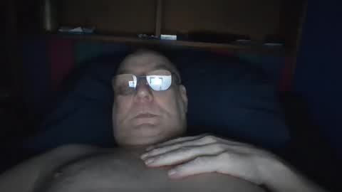 Mark online show from October 15, 2025, 7:08 am