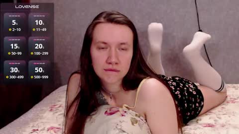 Nickie online show from October 15, 2025, 3:01 pm