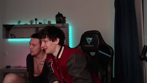 Teddy online show from December 16, 2024, 3:51 am