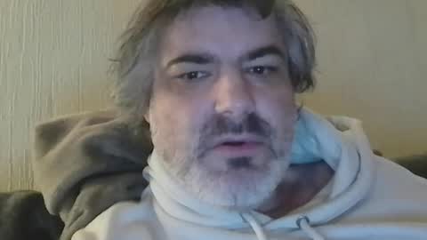 Peter online show from April 7, 2026, 2:01 am