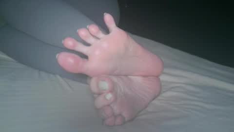 Viv West online show from January 10, 2025, 4:01 am