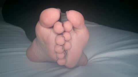 Viv West online show from November 17, 2025, 3:23 am