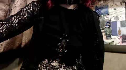 ruth online show from December 19, 2025, 8:27 pm