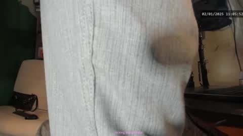 Snapshot of telepaticman chatting on January 2, 2025, 10:05 am Virg Lszl online show from January 2, 2025, 10:05 am