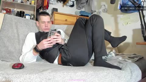 Snapshot of telepaticman chatting on January 31, 2025, 4:17 pm Virg Lszl online show from January 31, 2025, 4:17 pm