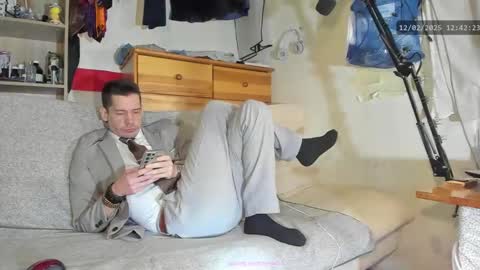 Snapshot of telepaticman chatting on February 12, 2025, 11:40 am Virg Lszl online show from February 12, 2025, 11:40 am