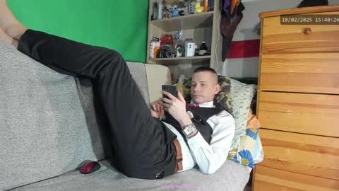 Snapshot of telepaticman chatting on February 18, 2025, 2:38 pm Virg Lszl online show from February 18, 2025, 2:38 pm