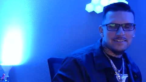 tempsnasty online show from November 12, 2025, 6:14 am