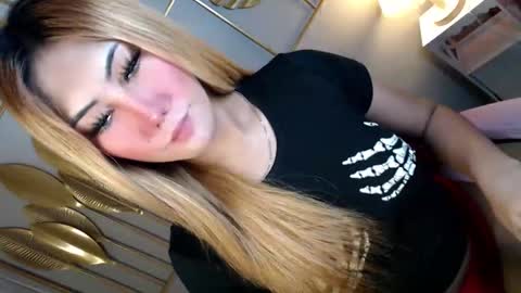 Im Dianna DONT FORGET TO FOLLOW ME   online show from September 24, 2025, 5:11 am