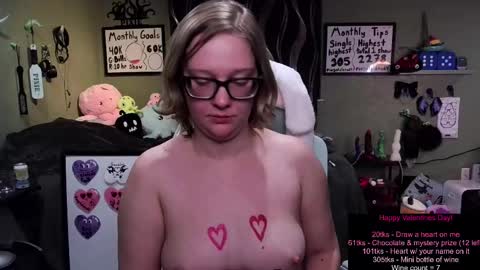 Pixie and Tentacle Overlord online show from February 15, 2025, 8:22 am