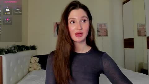 Snapshot of tender_babyy chatting on January 8, 2025, 2:14 pm Sexy girl Li online show from January 8, 2025, 2:14 pm