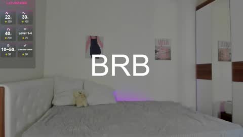 Snapshot of tender_babyy chatting on February 10, 2025, 5:19 pm Sexy girl Li online show from February 10, 2025, 5:19 pm