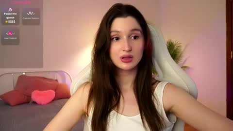 Snapshot of tender_babyy chatting on March 5, 2025, 10:44 am Sexy girl Li online show from March 5, 2025, 10:44 am