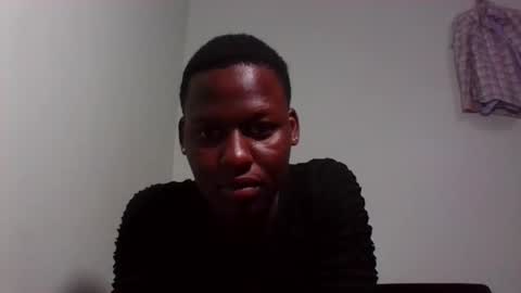 Snapshot of tenderbree chatting on November 3, 2025, 7:15 pm tenderbree online show from November 3, 2025, 7:15 pm