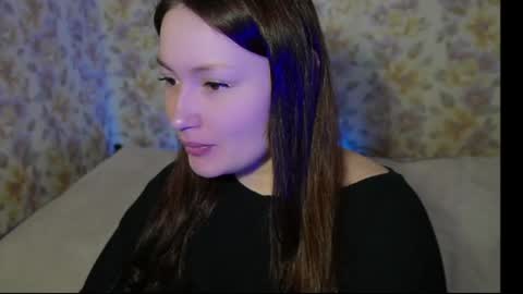tendre_amelia online show from June 15, 2026, 10:06 am