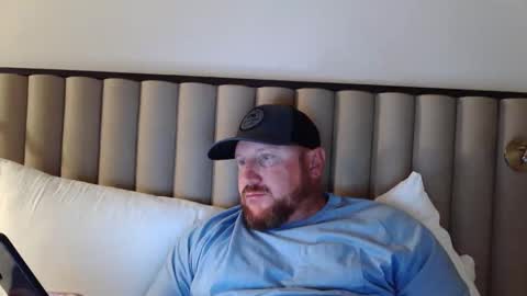 tenn239 online show from May 19, 2026, 1:56 am