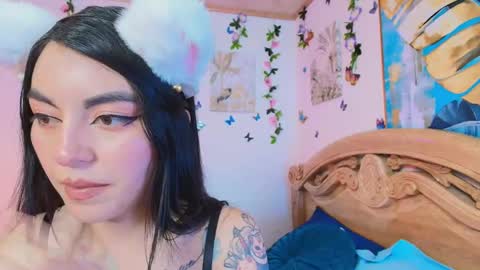 Snapshot of teresa_moon chatting on September 24, 2025, 7:06 pm TERESA Give me a good rating if you enjoy my show online show from September 24, 2025, 7:06 pm