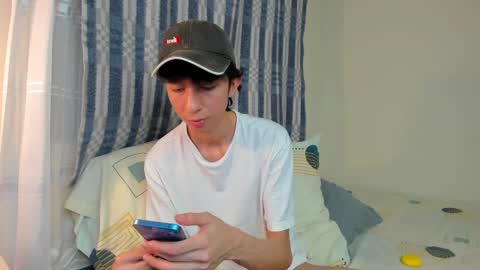 Juanfe  online show from January 11, 2025, 5:20 am