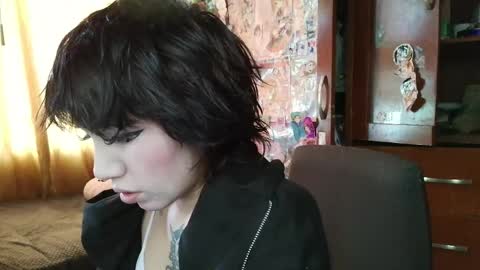 Terra Elowen online show from April 12, 2026, 6:24 pm