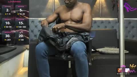 terranze_z online show from February 11, 2026, 8:36 pm