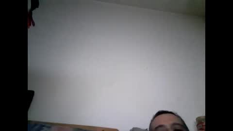 Snapshot of terre28 chatting on March 8, 2026, 6:01 pm terre28 online show from March 8, 2026, 6:01 pm