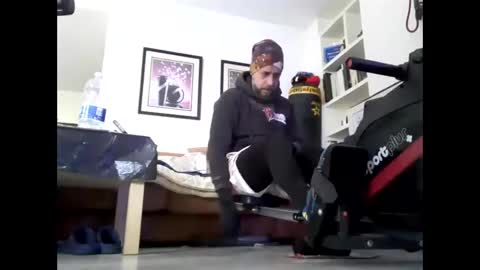 Snapshot of terre28 chatting on March 23, 2026, 1:15 pm terre28 online show from March 23, 2026, 1:15 pm