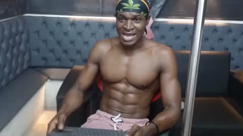 terry_zyzz online show from March 28, 2026, 7:46 pm