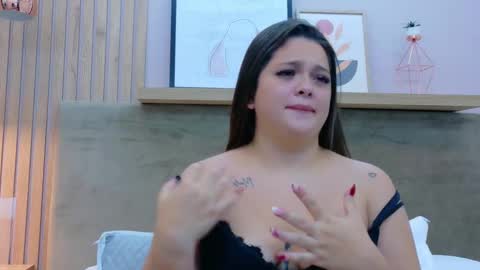 Snapshot of tessa_stones chatting on October 18, 2025, 5:54 am tessa stones online show from October 18, 2025, 5:54 am