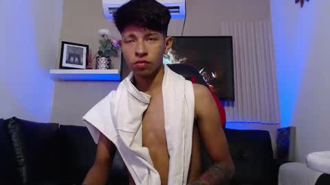 tessachains online show from November 15, 2025, 11:43 pm