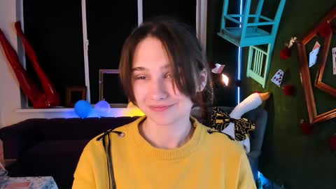 Snapshot of tessamill chatting on October 7, 2025, 5:15 am Tessa online show from October 7, 2025, 5:15 am