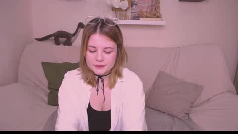 TESSA online show from December 29, 2024, 3:11 am