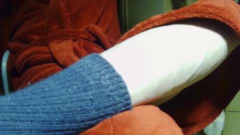 tetuo2 online show from December 17, 2025, 5:57 am