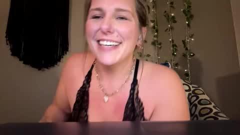 texasprincessk online show from October 16, 2025, 6:42 pm
