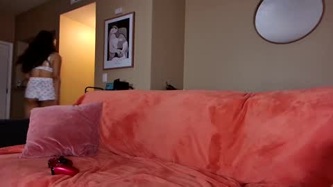 babygirlmami online show from March 8, 2025, 5:49 am