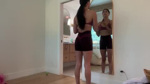 babygirlmami online show from March 3, 2026, 8:04 pm