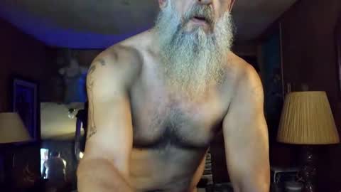 Snapshot of tha_commander69 chatting on December 14, 2025, 8:02 pm tha Commander69 online show from December 14, 2025, 8:02 pm