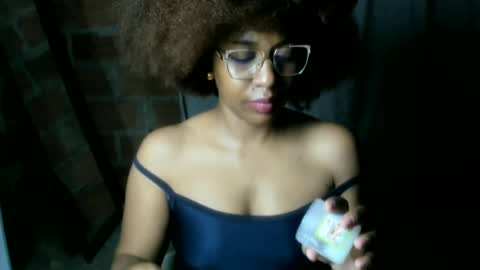 thaimy_ online show from June 30, 2026, 2:45 am
