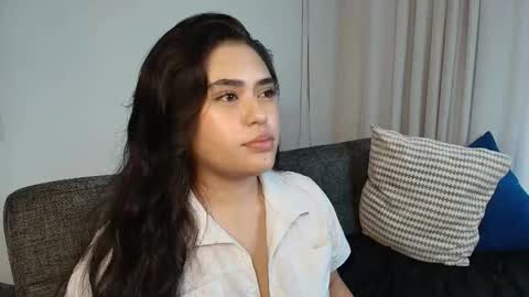 Snapshot of thaisadara24 chatting on May 20, 2026, 10:05 pm T H A I S online show from May 20, 2026, 10:05 pm