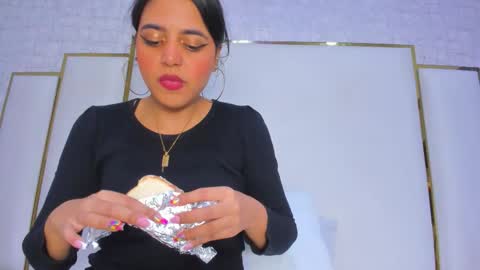 thalia888_ online show from November 15, 2025, 7:10 pm