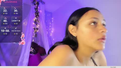 thalia_ecos online show from May 15, 2026, 6:37 pm