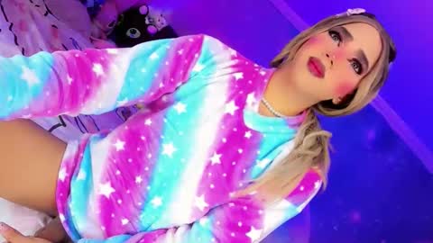 Thalia Girl online show from February 24, 2026, 2:20 am