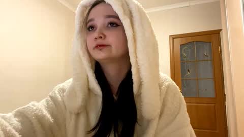 Yumi online show from February 5, 2026, 2:22 pm