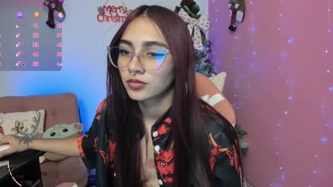 Snapshot of thamara_cooper_ chatting on December 17, 2024, 8:34 am thamara_cooper_ online show from December 17, 2024, 8:34 am