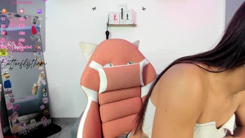 Snapshot of thamara_cooper_ chatting on January 31, 2025, 9:37 am thamara_cooper_ online show from January 31, 2025, 9:37 am