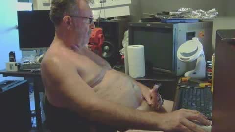 thang5545 online show from February 7, 2025, 3:23 am