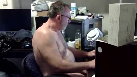 thang5545 online show from September 10, 2025, 3:06 am