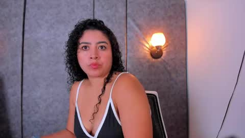 Snapshot of thara_webstter chatting on April 20, 2026, 11:57 am thara webstter online show from April 20, 2026, 11:57 am
