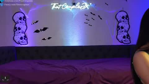 Snapshot of thatcouplejx chatting on October 11, 2025, 10:52 pm ThatCoupleJX online show from October 11, 2025, 10:52 pm