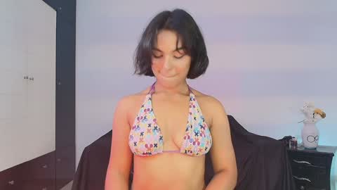 Snapshot of thatgirl_camila chatting on January 25, 2025, 7:49 pm Camila online show from January 25, 2025, 7:49 pm