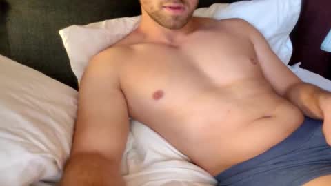 thatgymlad online show from November 25, 2025, 9:20 am